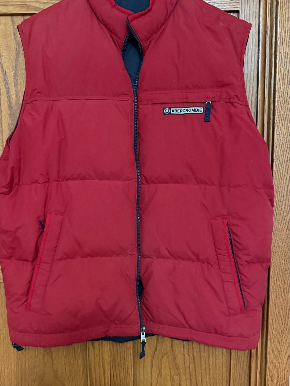 Abercrombie & Fitch Reversible Quilted Puffer Vest